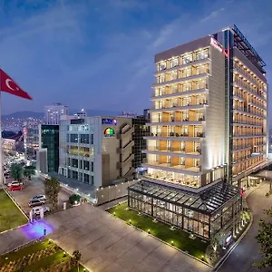 **** Hotel Hilton Garden Bayrakli Turquie