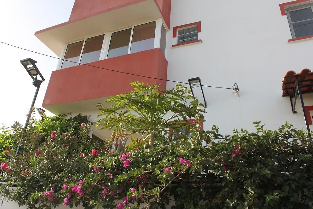 Yria Residencial Bed & Breakfast Porto Novo  3*, Porto Novo (Santo Antao) Cape Verde
